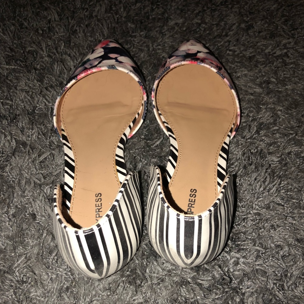 EXPRESS patterned flats - Picture 3 of 4